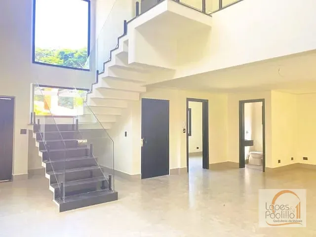 Casa com 379m² 3 quartos e 4 banheiros, à venda, no bairro Vila Santista em Atibaia
