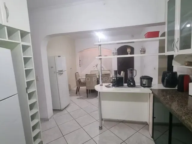 Casa 3 quartos e 1 banheiro, para alugar, no bairro Jardim Quarto Centenário em Mauá