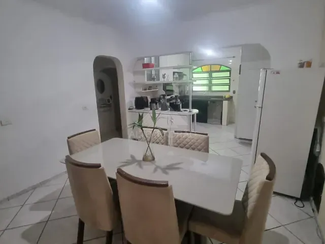 Casa 3 quartos e 1 banheiro, para alugar, no bairro Jardim Quarto Centenário em Mauá