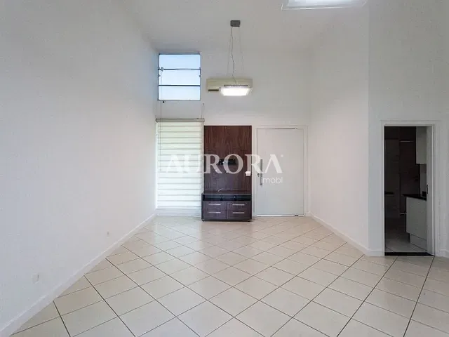 Casa com 415m² 3 quartos e 4 banheiros, à venda, no bairro Terras de Santana II em Londrina