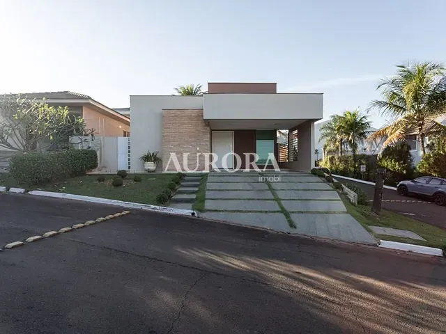 Casa com 415m² 3 quartos e 4 banheiros, à venda, no bairro Terras de Santana II em Londrina