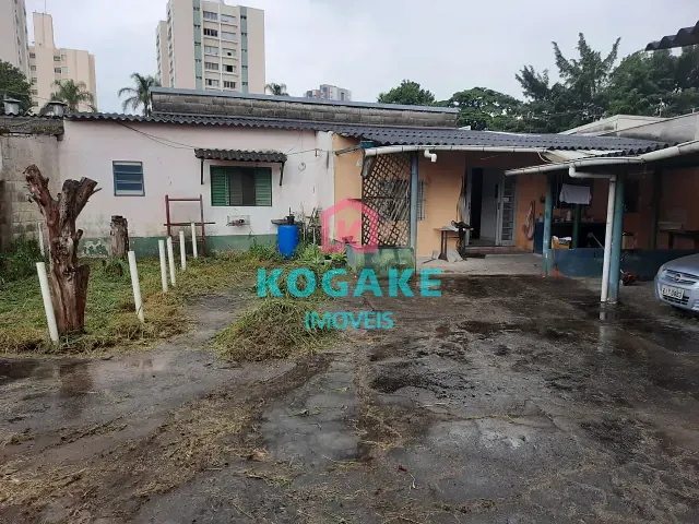 Casa com 521m² 4 quartos e 1 banheiro, à venda, no bairro Vila Ema em São José dos Campos