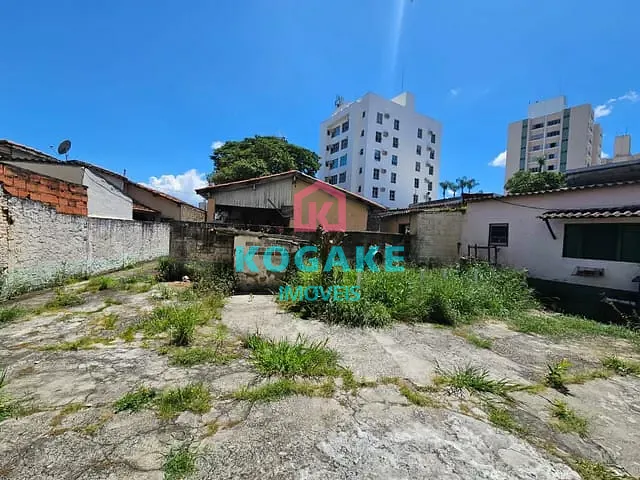 Casa com 521m² 4 quartos e 1 banheiro, à venda, no bairro Vila Ema em São José dos Campos