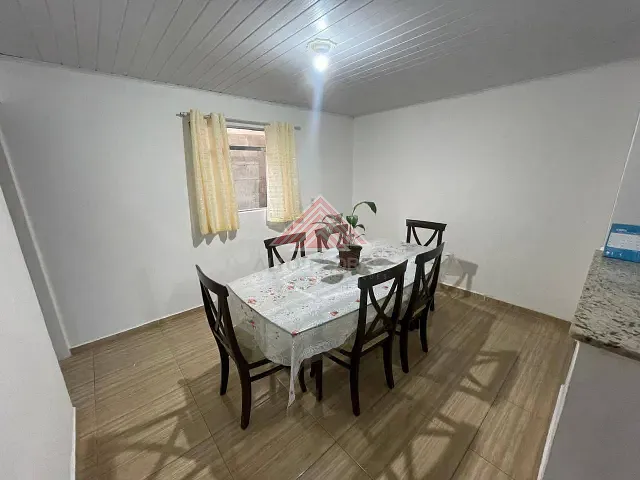 Casa 4 quartos e 3 banheiros, à venda, no bairro Parque das Américas em Mauá