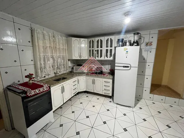 Casa 4 quartos e 3 banheiros, à venda, no bairro Parque das Américas em Mauá