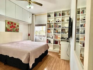 Foto do Casa-Casa tipo para venda em Vila Mariana com 4 quartos, sendo 1 suíte, 185m²