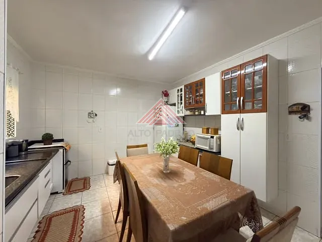 Casa com 462m² 2 quartos e 1 banheiro, à venda, no bairro Jardim Mauá em Mauá