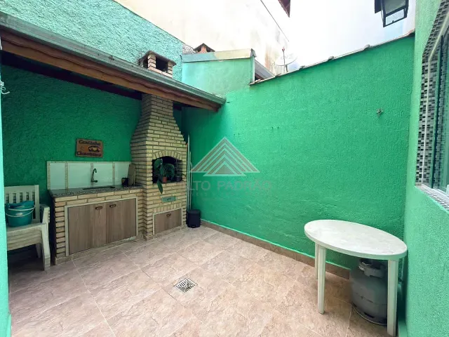 Casa com 462m² 2 quartos e 1 banheiro, à venda, no bairro Jardim Mauá em Mauá