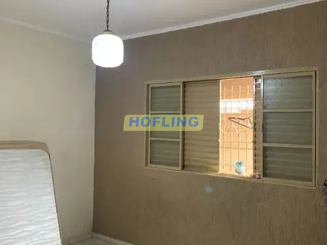 Casa com 210m² 2 quartos e 2 banheiros, à venda, no bairro Jardim Claret em Rio Claro