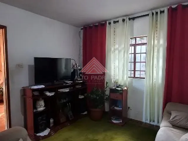 Casa 2 quartos e 1 banheiro, à venda, no bairro Jardim Miranda D'Aviz em Mauá