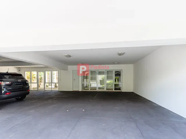 Casa com 900m² 4 quartos e 8 banheiros, à venda, no bairro Fazenda Morumbi em São Paulo