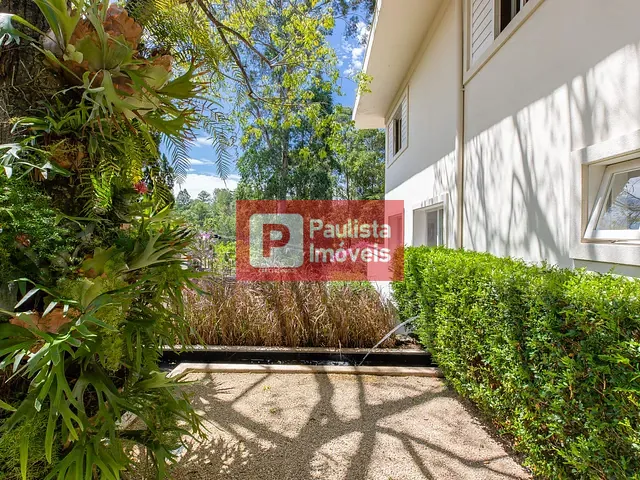 Casa com 900m² 4 quartos e 8 banheiros, à venda, no bairro Fazenda Morumbi em São Paulo