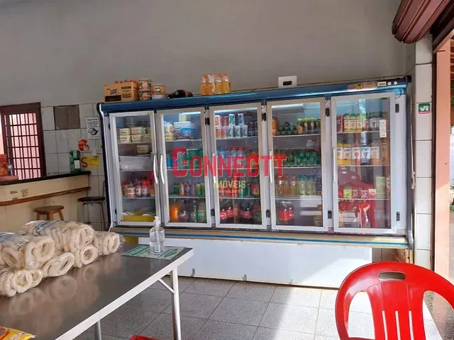 Casa com 250m² 2 quartos e 1 banheiro, à venda, no bairro Vila Tiberio em Ribeirão Preto
