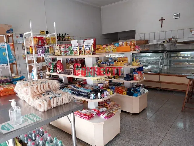 Casa com 250m² 2 quartos e 1 banheiro, à venda, no bairro Vila Tiberio em Ribeirão Preto