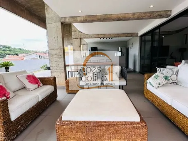 Casa com 600m² 3 quartos e 6 banheiros, à venda ou para alugar, no bairro Vila Gardênia em Atibaia