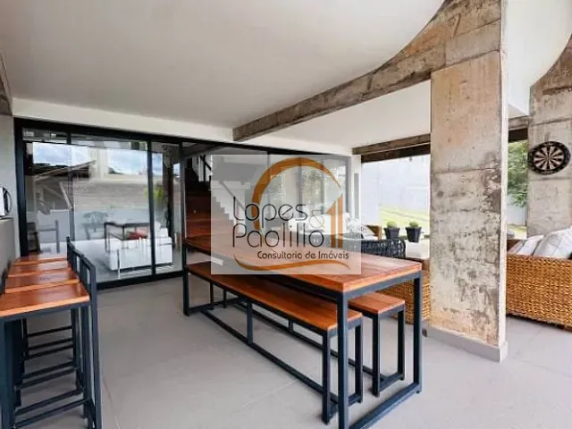 Casa com 600m² 3 quartos e 6 banheiros, à venda ou para alugar, no bairro Vila Gardênia em Atibaia