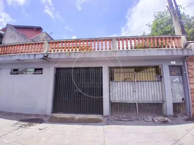 Casa com 250m² 3 quartos e 2 banheiros, à venda, no bairro Terceira Divisão de Interlagos em São Paulo