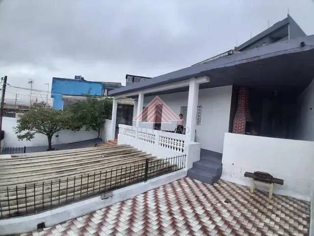 Casa 3 quartos e 1 banheiro, à venda, no bairro Jardim Rosina em Mauá