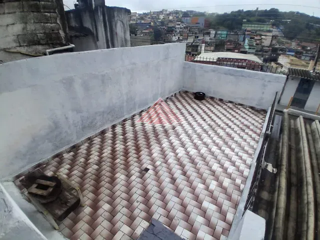 Casa 3 quartos e 1 banheiro, à venda, no bairro Jardim Rosina em Mauá