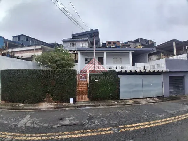 Casa 3 quartos e 1 banheiro, à venda, no bairro Jardim Rosina em Mauá