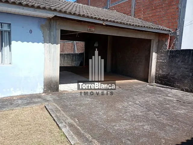 Casa com 462m² 2 quartos e 1 banheiro, à venda, no bairro Uvaranas em Ponta Grossa