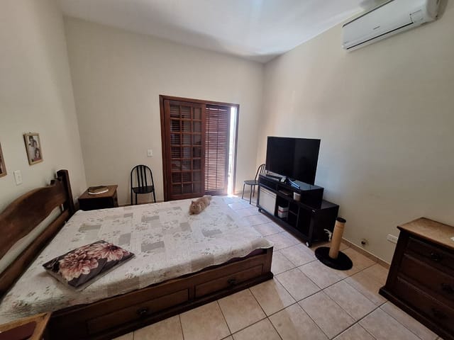 Casa com 260m² 5 quartos e 5 banheiros, à venda, no bairro Urbanova IV-A em São José dos Campos