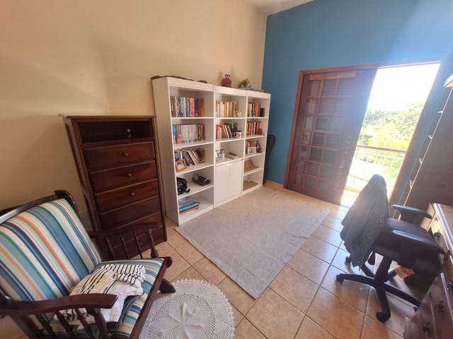 Casa com 260m² 5 quartos e 5 banheiros, à venda, no bairro Urbanova IV-A em São José dos Campos
