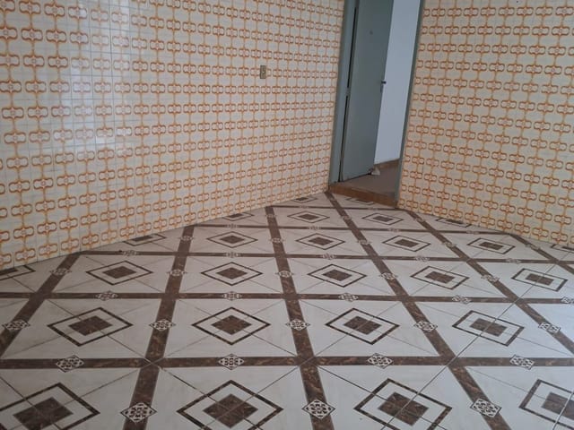 Casa com 250m² 3 quartos e 1 banheiro, à venda, no bairro km 18 em Osasco