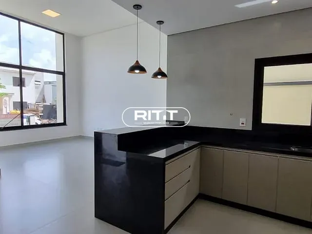 Casa com 300m² 3 quartos e 4 banheiros, à venda, no bairro Parque Brasil 500 em Paulínia