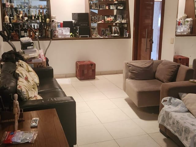 Sobrado 3 quartos e 3 banheiros, à venda, no bairro Jardim América em Taboão da Serra