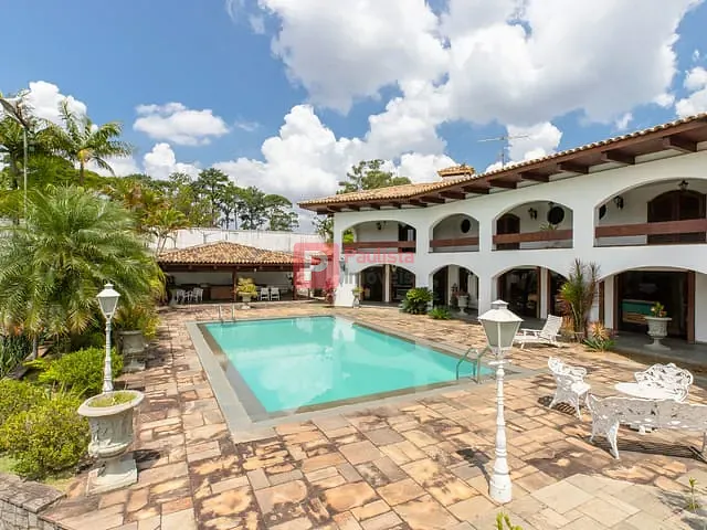 Casa com 2268m², à venda, no bairro Granja Viana em Cotia