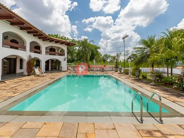 Casa com 2268m², à venda, no bairro Granja Viana em Cotia