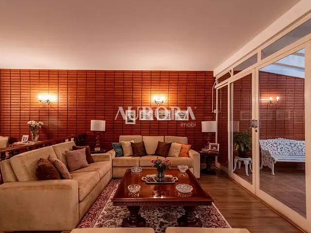 Casa com 476m² 3 quartos e 4 banheiros, à venda, no bairro Canadá em Londrina