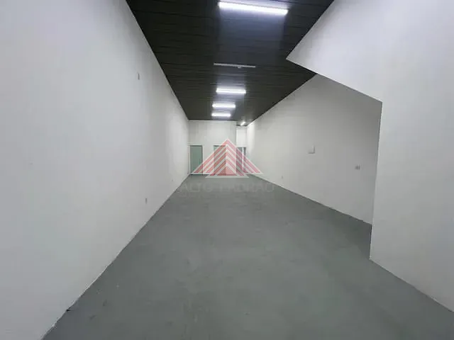 Casa 4 quartos e 4 banheiros, à venda, no bairro Jardim Guapituba em Mauá