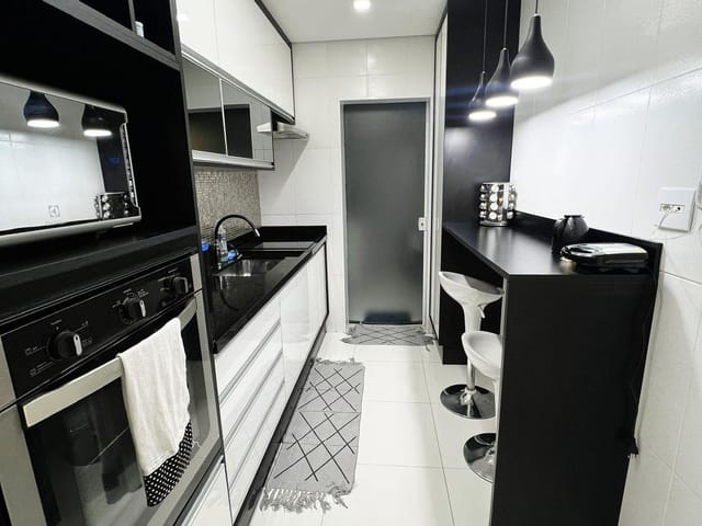 Casa 2 quartos e 2 banheiros, à venda, no bairro Jardim Torino em Cotia
