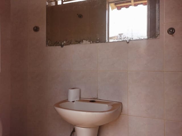 Foto do Casa - Casa com 3 dormitórios, 163 m² - venda por R$ 390.000,00 ou aluguel por R$ 1.700,00/mês - Nossa Senhora da Abadia - Uberaba/MG | ZUCATO IMOBILIARIA LTDA