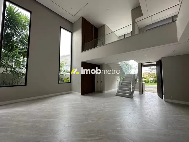 Casa com 780m² 4 quartos e 6 banheiros, à venda, no bairro Alphaville em Campinas