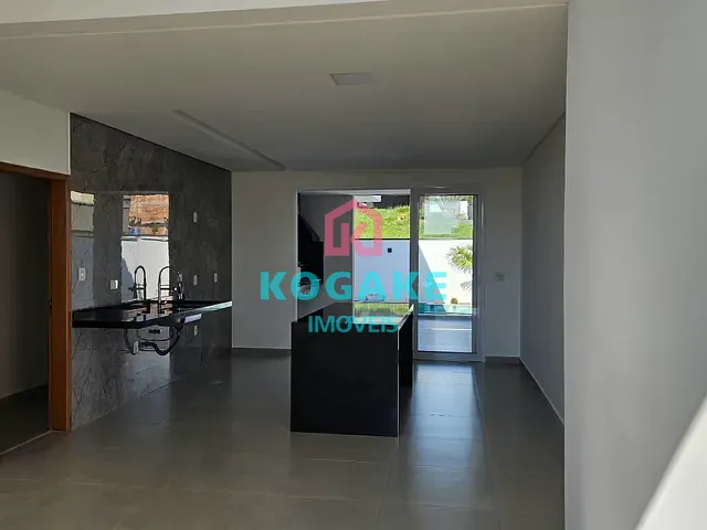 Casa com 300m² 3 quartos e 3 banheiros, à venda, no bairro Condomínio Terras do Vale em Caçapava