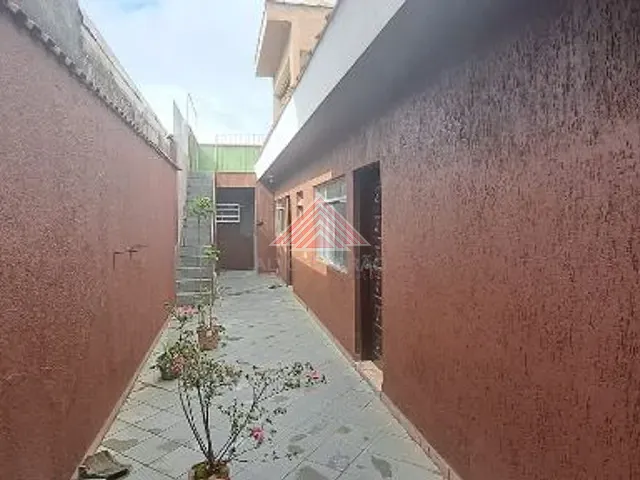 Casa 2 quartos e 5 banheiros, à venda, no bairro Jardim Maria Eneida em Mauá