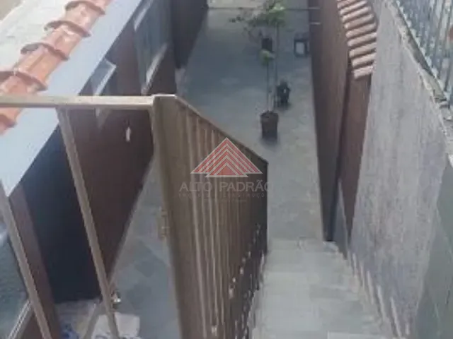 Casa 2 quartos e 5 banheiros, à venda, no bairro Jardim Maria Eneida em Mauá