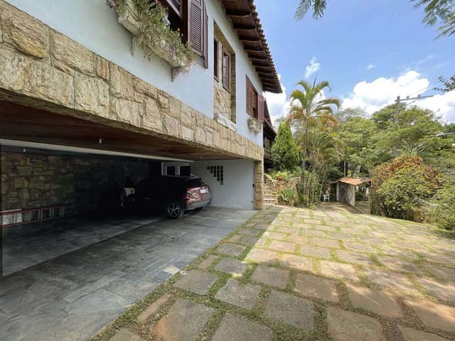 Casa 6 quartos e 5 banheiros, à venda, no bairro Granja Viana II em Cotia