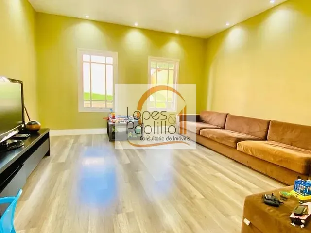 Casa com 1000m² 4 quartos e 4 banheiros, à venda, no bairro Beiral das Pedras em Atibaia