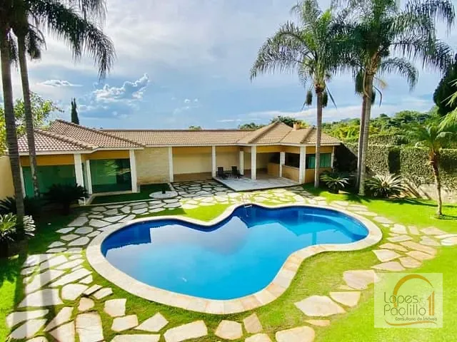 Casa com 1000m² 4 quartos e 4 banheiros, à venda, no bairro Beiral das Pedras em Atibaia