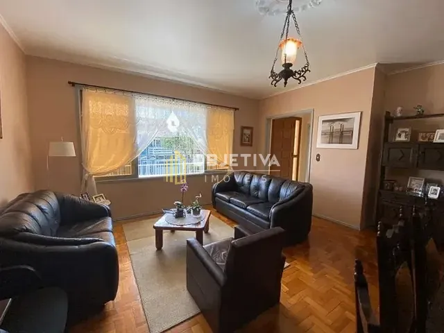 Casa 3 quartos e 3 banheiros, à venda, no bairro Vila Ipiranga em Porto Alegre