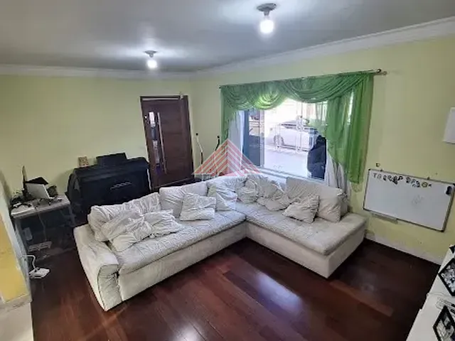 Casa 3 quartos e 1 banheiro, à venda, no bairro Parque São Vicente em Mauá