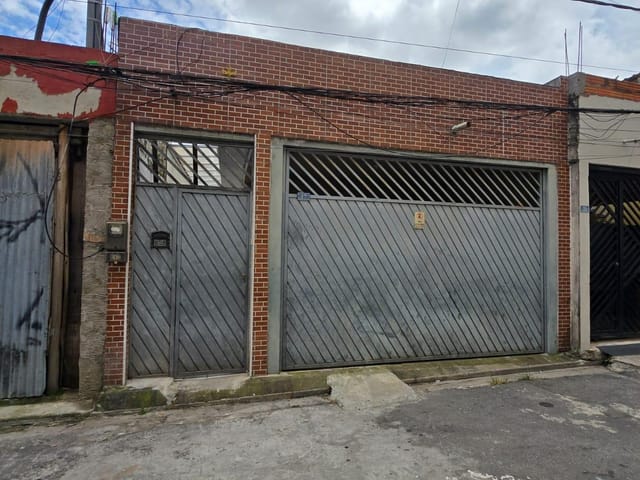 Casa 2 quartos e 2 banheiros, à venda, no bairro Conjunto Promorar Raposo Tavares em São Paulo