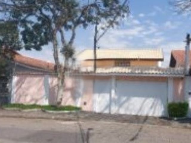 Casa 4 quartos e 3 banheiros, à venda, no bairro Jardim Esplanada em São José dos Campos