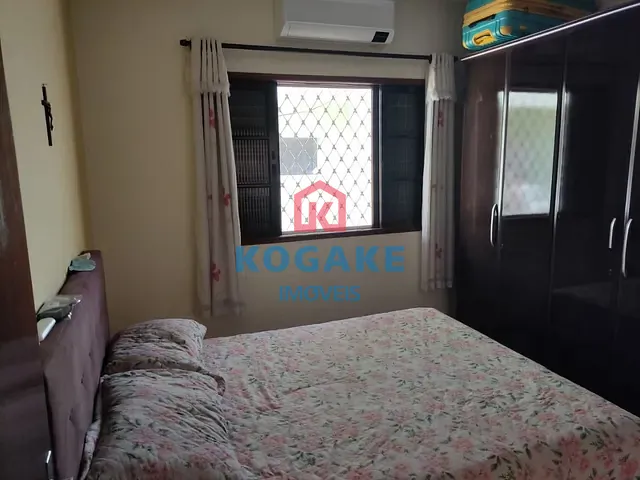 Casa com 300m² 3 quartos e 3 banheiros, à venda, no bairro Jardim América em São José dos Campos