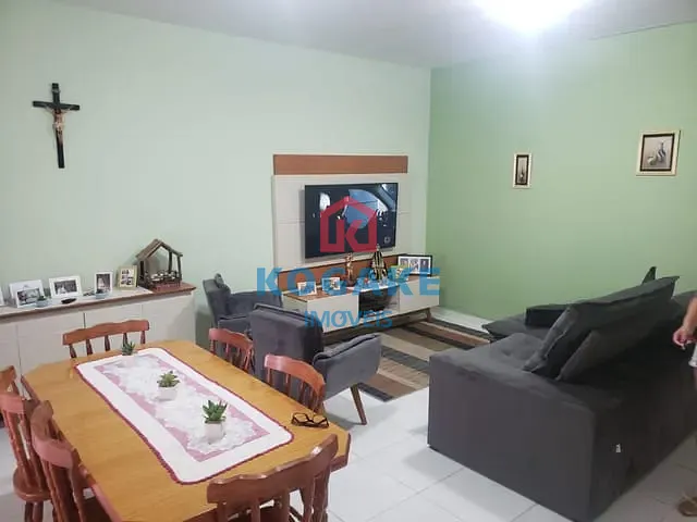 Casa com 300m² 3 quartos e 3 banheiros, à venda, no bairro Jardim América em São José dos Campos