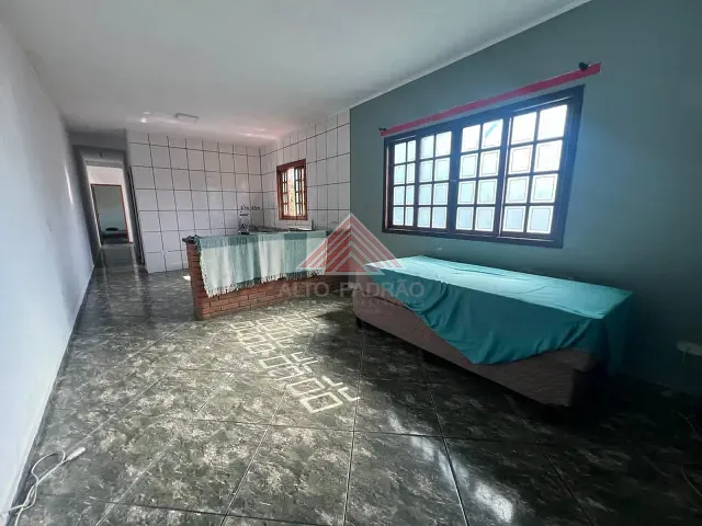 Casa com 120m² 3 quartos e 2 banheiros, para alugar, no bairro Jardim Primavera em Mauá